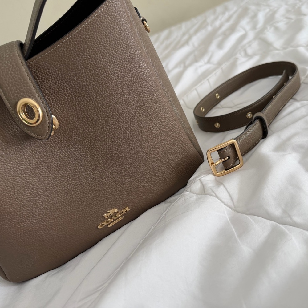 Coach Hadley Shoulder Bag - Picture 2 of 4